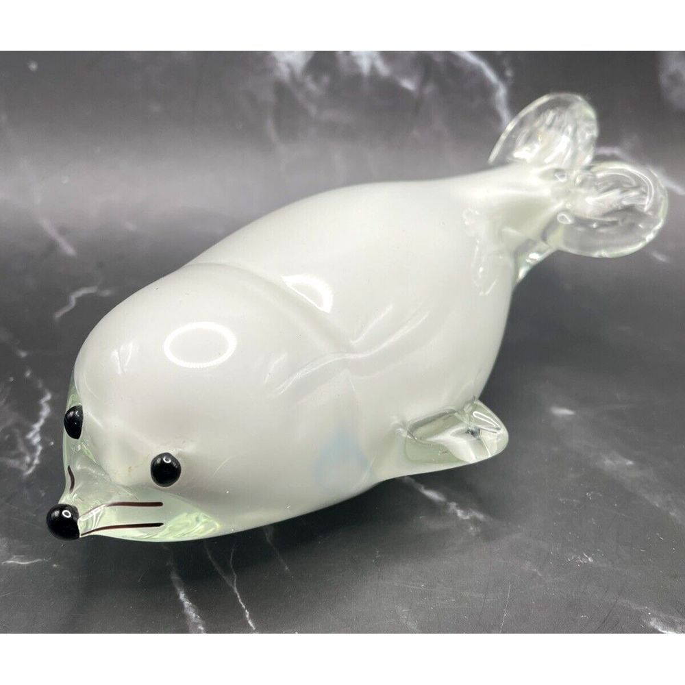 Adorable Art Glass White Seal/Sea Lion 6.5 Inches Long